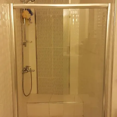 Alloggio in famiglia Shared Center Of The Istanbul, Metro 3 Mnt Provincia di Istanbul